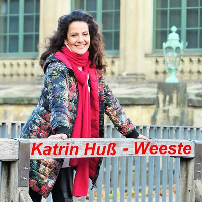 Link zu Youtube: Katrin Huß: Weeste