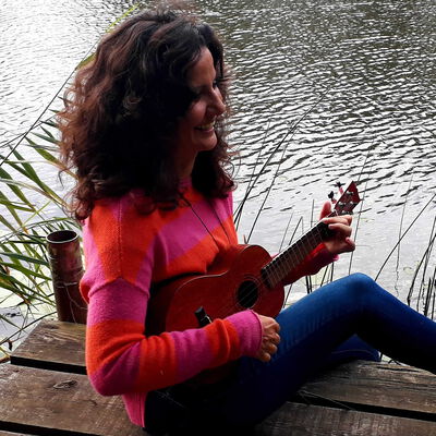 Musikfreundin und Sängerin Katrin Huß, Musikerin